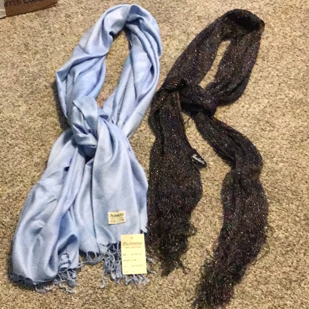 New Pashmina Blue and Isabella multi color Scarves Luxurious Accessories